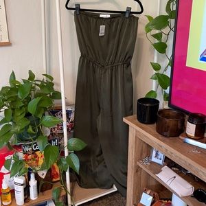 Strapless cinched waist jumpsuit